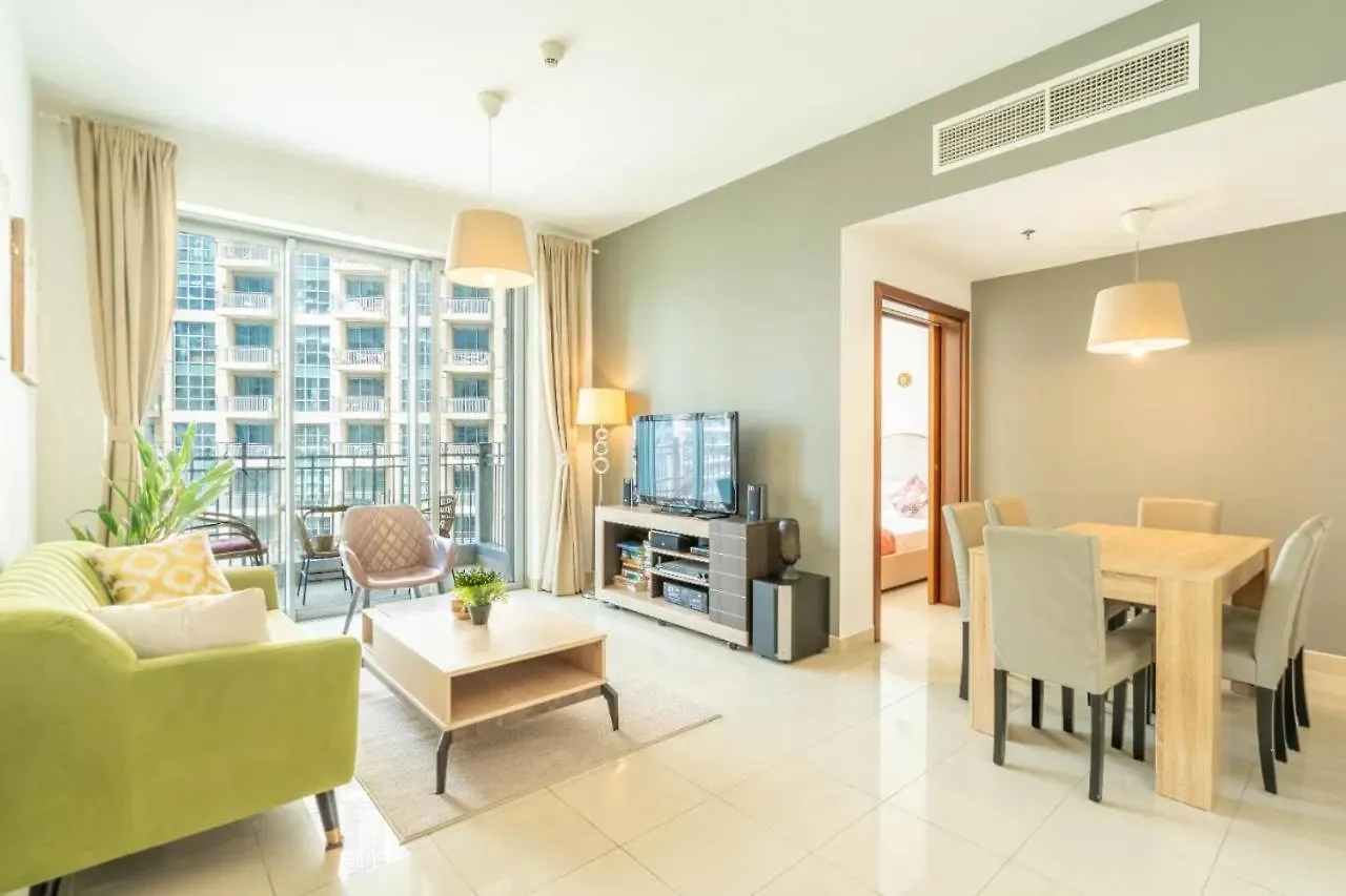 Luxury 1Bed Apartment Steps Away From Burj Khalifa Dubai